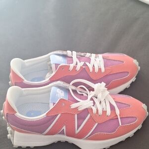 New Balance Women's Pink and Purple Sneakers